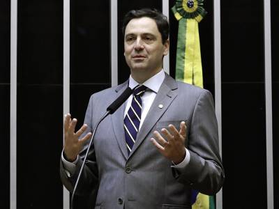 Obrigação social, diz deputado ao propor 50% do fundo eleitoral para o RS