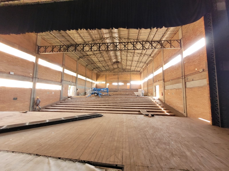 Obras no Teatro Municipal seguem em ritmo avançado