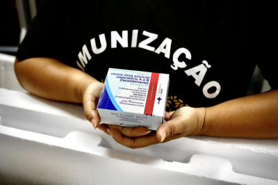 Estado recebe 32 mil doses de vacina para gestantes que imuniza bebês contra a bronqueolite
