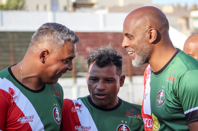 Amigos de Christian e Fabiano vencem amistoso festivo no Estádio da Zona Sul