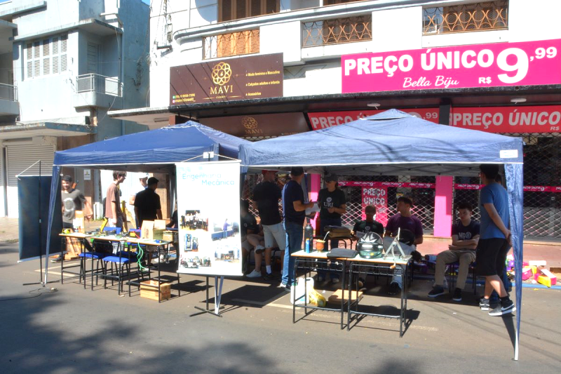 URI Santo Ângelo promove integração entre ciência e comunidade no evento