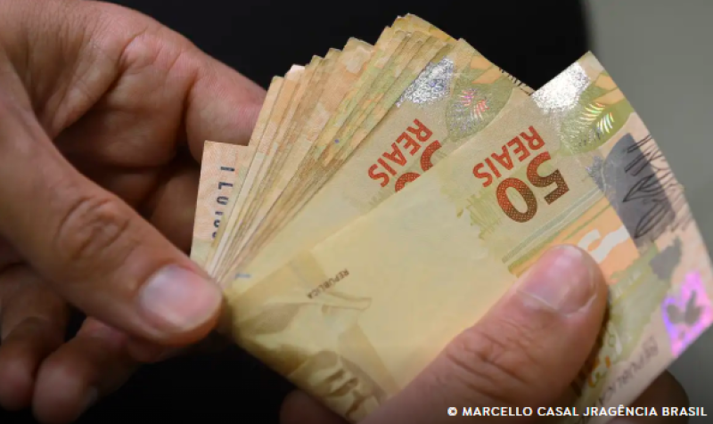 Brasileiros sacaram em janeiro R$ 403,29 milhões esquecidos em bancos