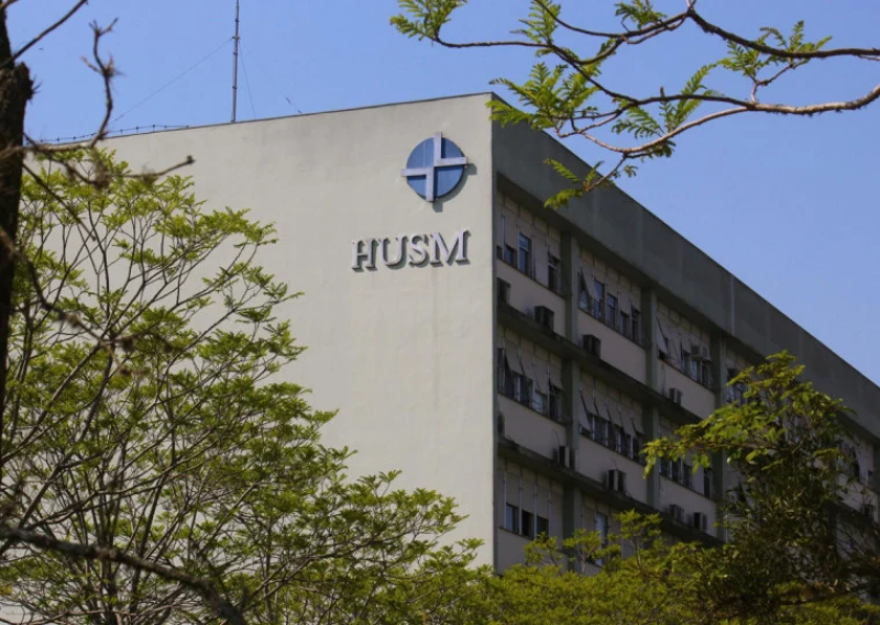 Simers discute superlotação no HU de Santa Maria