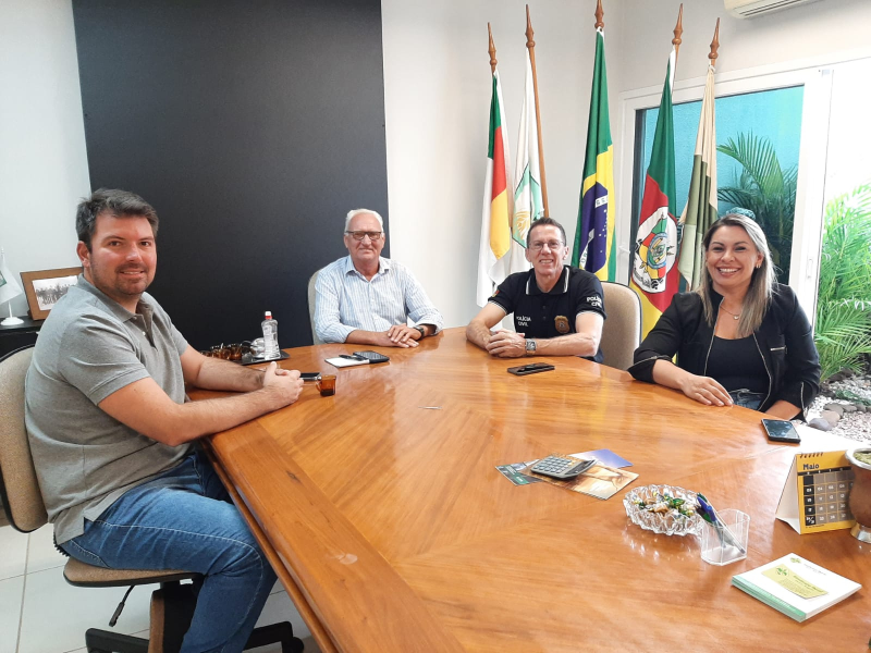 8ª Decrab de Santo Ângelo e Sindicato Rural unem estratégias para o combate ao crime no campo