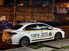 Feriadão já registrou ao menos cinco homicídios e sete mortes no trânsito no RS