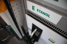Crise do petróleo amplia interesse pelo etanol