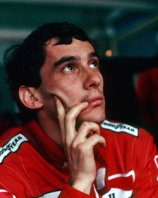 Fórmula 1 e equipes prestam homenagem a Ayrton Senna nos 32 anos de sua morte