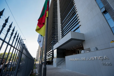 Estado pagará R$ 175 mil à família de jovem morto por PMs em Porto Alegre