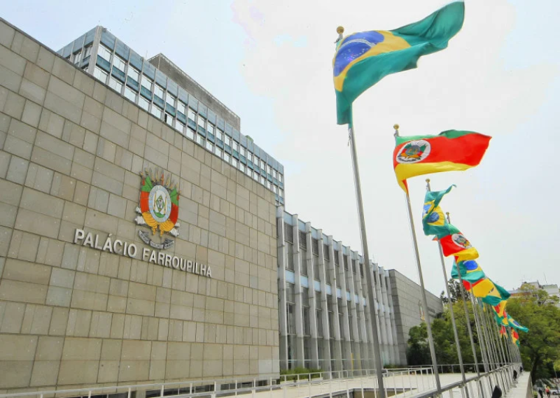 Governo do RS protocola na Assembleia reajuste de 5,35% no salário-mínimo regional
