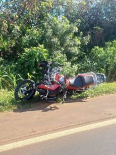 Colisão entre motocicleta e carro deixa motociclista morto no trevo da ERS-344 em Santa Rosa