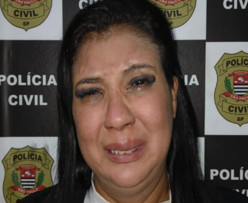 Motorista bêbada mata tio ao bater em poste, foge e simula roubo em SP