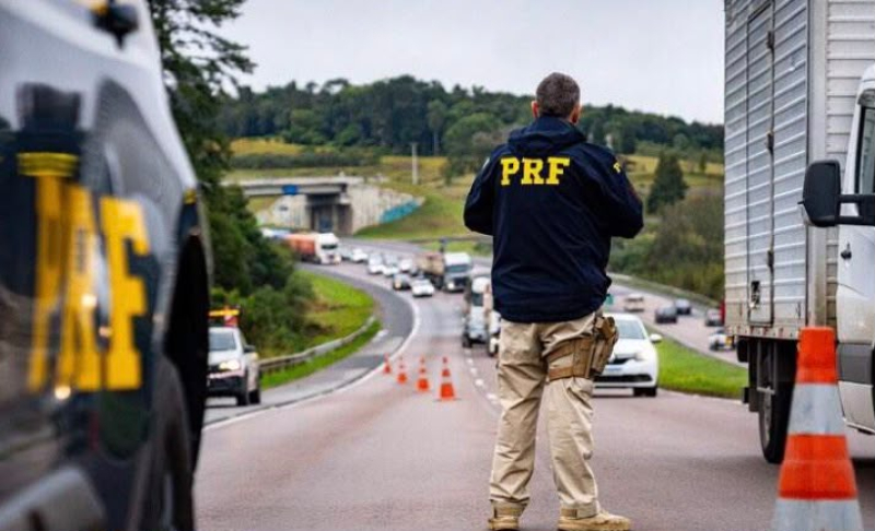 Polícia Rodoviária Federal realiza Operação Corpus Christi 2026 nas estradas federais gaúchas