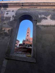 Pátio Catedral avança no Centro Histórico de Santo Ângelo com foco em turismo e identidade missioneira