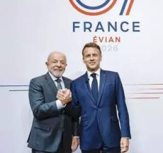 Em encontro com Macron durante o G7, Lula reforça compromisso com o multilateralismo