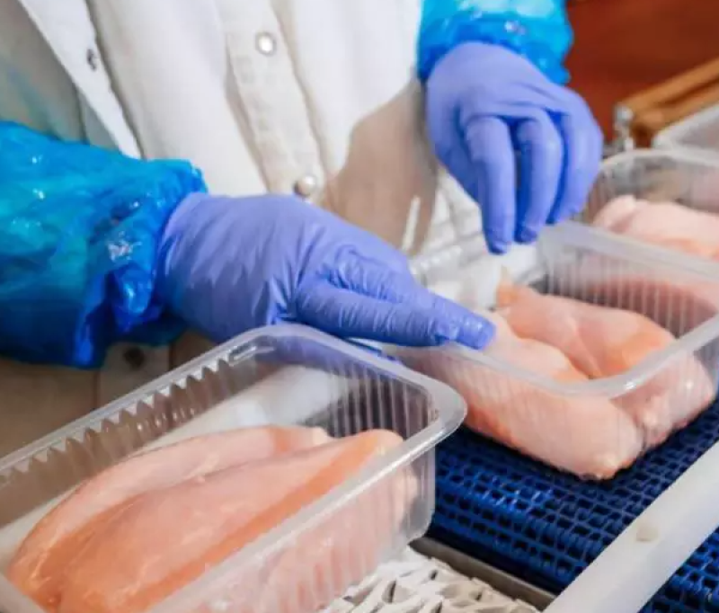 Carne de frango, ovo e frutas registram queda de preço em maio no Rio Grande do Sul