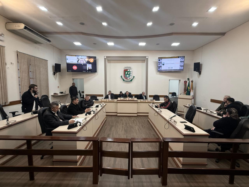 Câmara de Santo Ângelo rejeita reajuste de 4,26% para prefeito, vice, secretários e vereadores