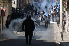 Presidente da Bolívia declara emergência após mais de 50 dias de protestos