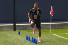 Neymar vive semana decisiva e estreia na Copa do Mundo contra Escócia