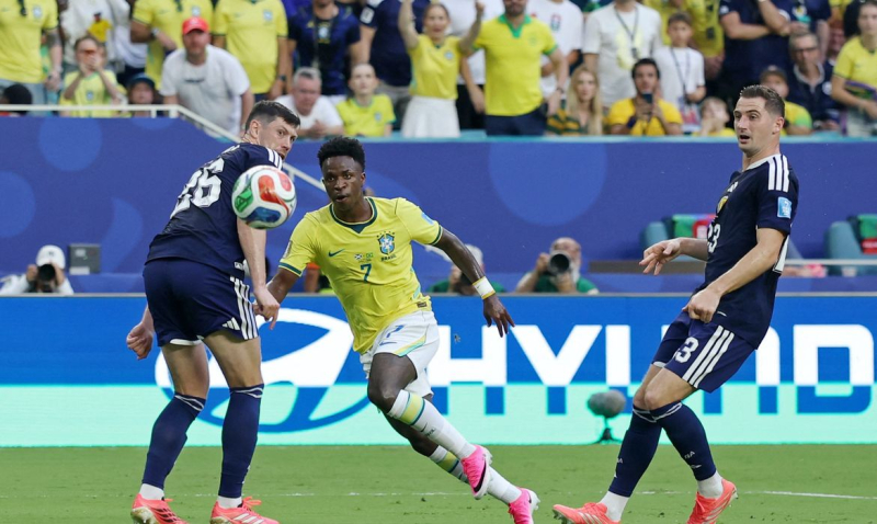 Brasil enfrenta o Japão nesta segunda por vaga nas oitavas da Copa