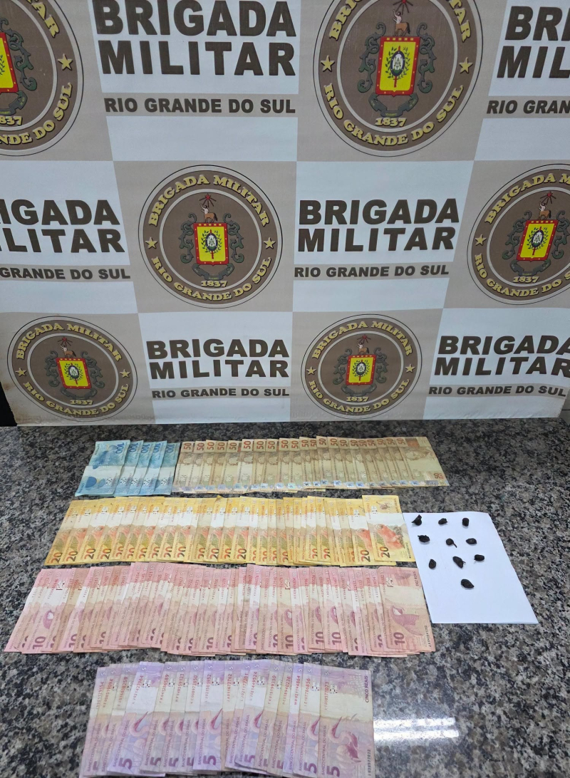 Jovem é presa por tráfico de drogas em Santo Ângelo