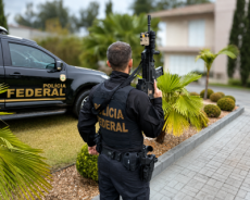 Grupo suspeito de contrabando de agrotóxicos é investigado pela PF no Norte do RS e Paraná