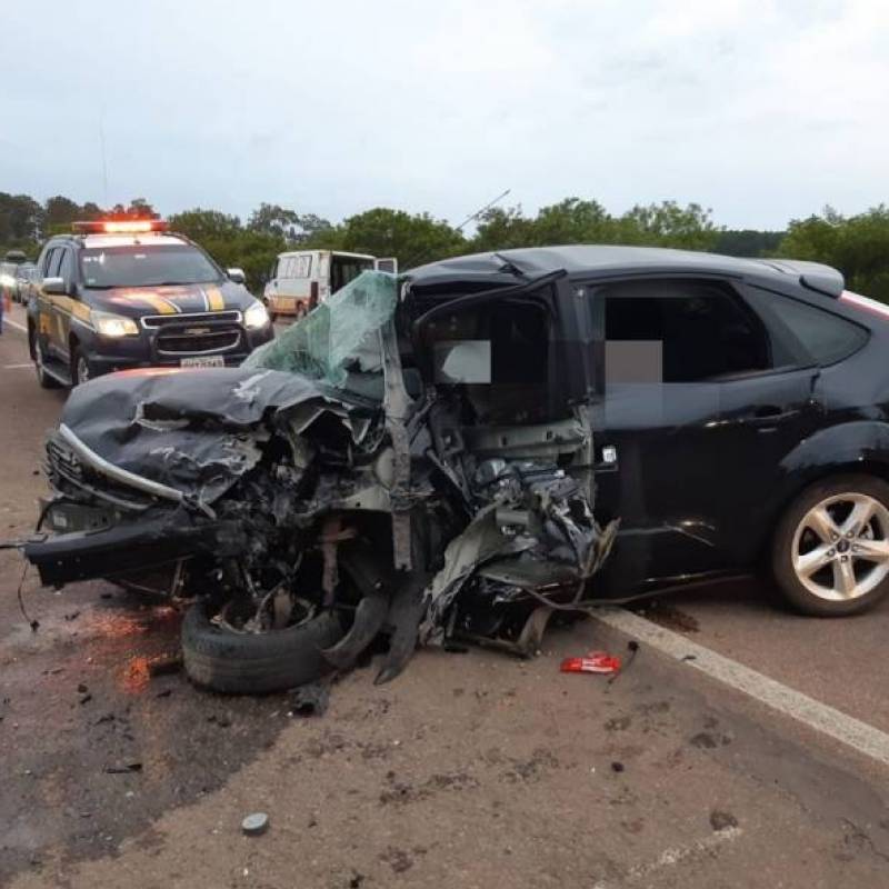 Idoso e bebê morrem em acidente na BR-290