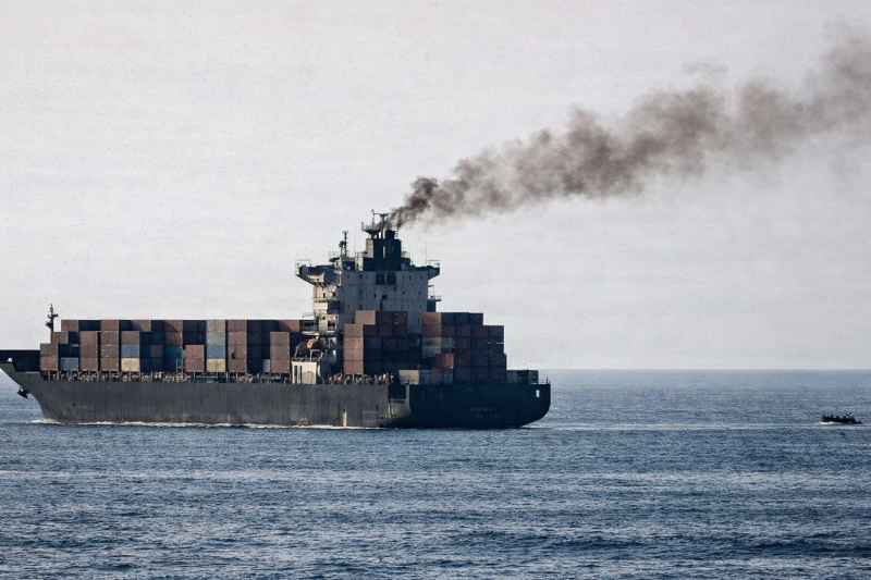 EUA retoma bloqueio naval a portos do Irã após nova rodada de ataques