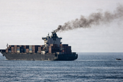 EUA retoma bloqueio naval a portos do Irã após nova rodada de ataques