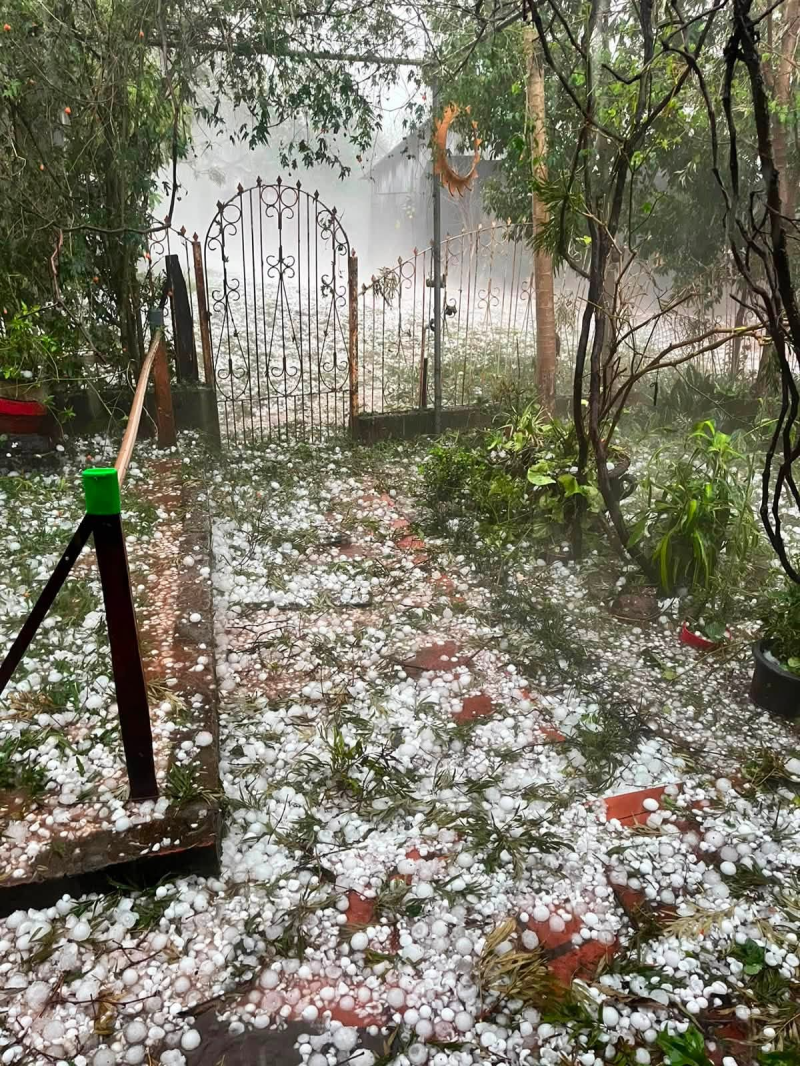 Granizo danifica 350 casas e afeta 2,1 mil pessoas em Ubiretama