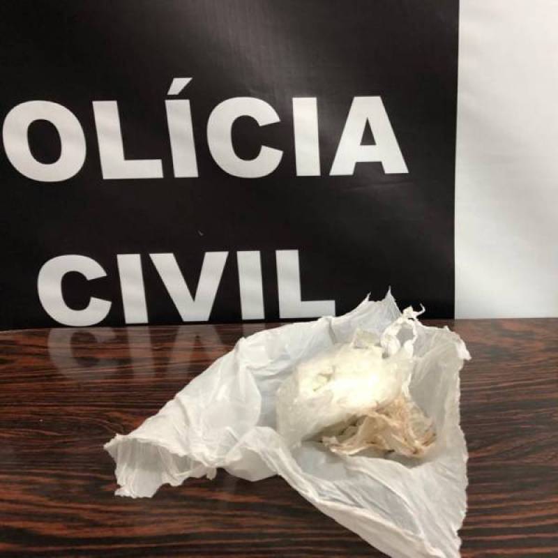 Polícia Civil prende jovem com cocaína em Entre-Ijuís