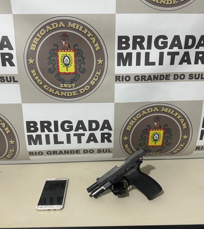 Dois homens são presos em Santo Ângelo por tentativa de homicídio.