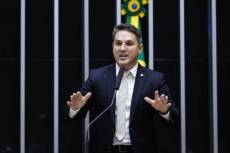 Zucco tem candidatura suspensa por falta de plano de governo