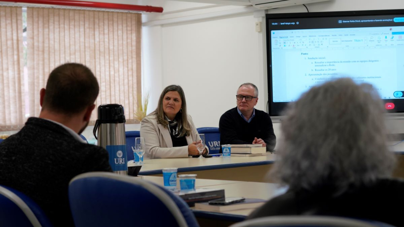 URI Santo Ângelo recebe reunião da Red CIDIR que reúne instituições de sete países