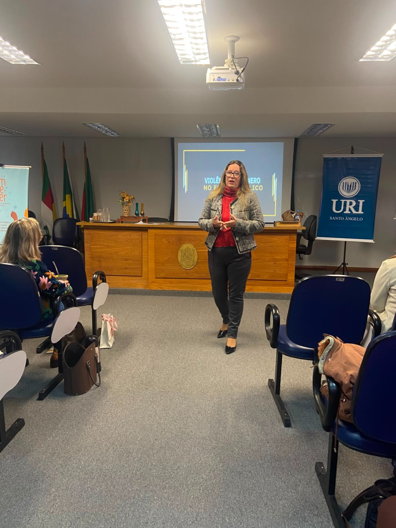 Curso sobre violência contra as mulheres realiza 4º encontro em Santo Ângelo