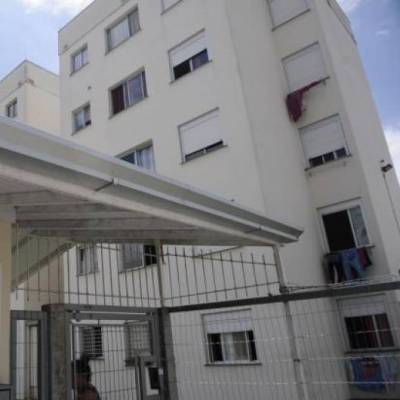 Criança cai do 5º andar de prédio em Caxias do Sul 