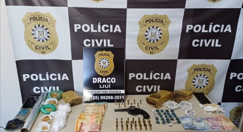 Operação da Draco prende dois homens por tráfico no Condomínio da Pedreira em Ijuí