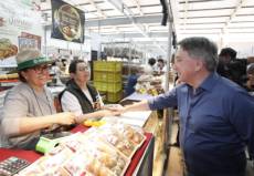 Em visita a Expointer, Rigotto prestigia a força do agro gaúcho