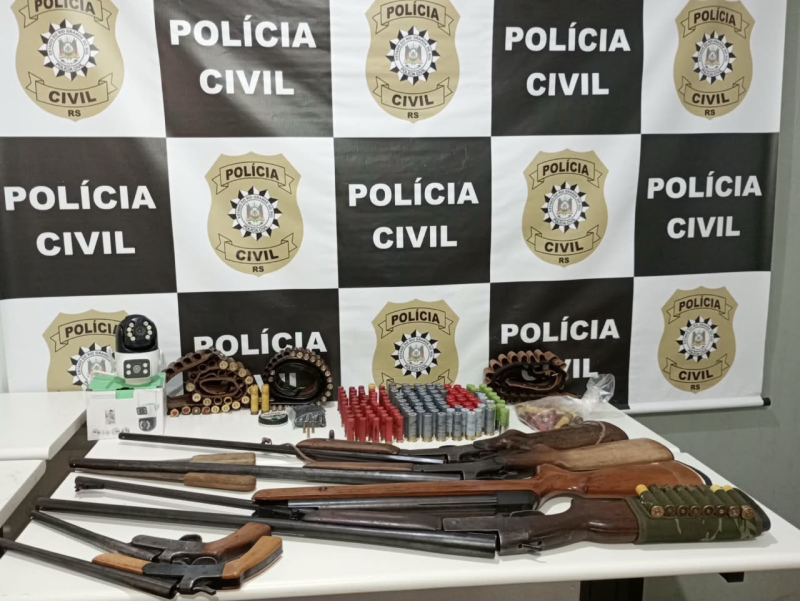 Homem é preso com armas e objeto furtado em Eugênio de Castro