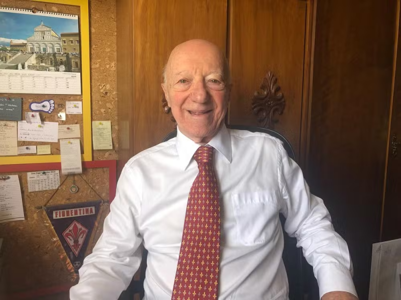 Cláudio Carsughi, referência do jornalismo esportivo, morre aos 93 anos