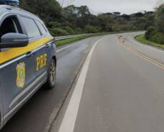 Motociclista de 49 anos morre em acidente com caminhão na BR-285, em Carazinho