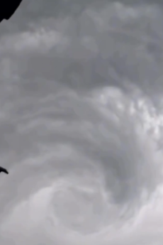 Imagens mostram rotação de ar em nuvem durante temporal em Ernestina