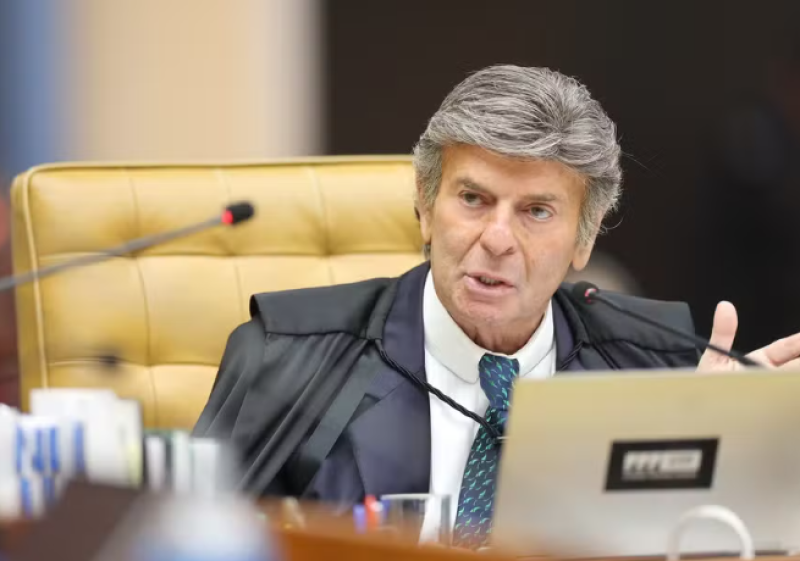 Fux dá 10 dias para Senado informar visitas de esposa de Moraes