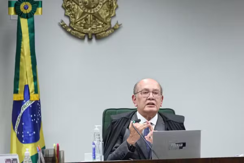 Gilmar quer suspender julgamento de Moraes no caso Master