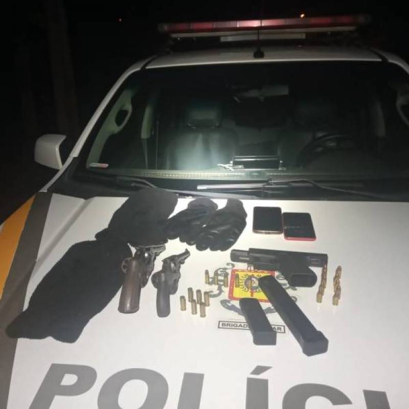 Confronto entre policiais e facções criminosas resulta em cinco prisões, em Ijuí 