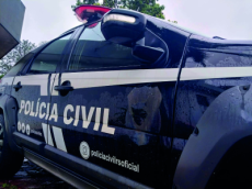 Central multimídia é furtada de veículo em Santo Ângelo