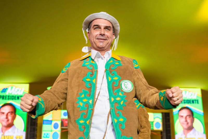 Flávio busca reduzir vantagem de Lula no Nordeste