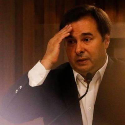 Maia acata decisão e afasta Sanderson e mais 11 deputados do PSL na Câmara por um ano