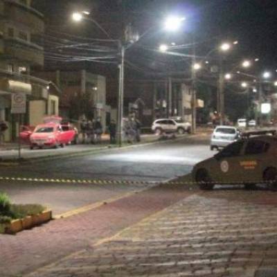 Tentativa de ataque a bancos termina com sete assaltantes mortos em Paraí
