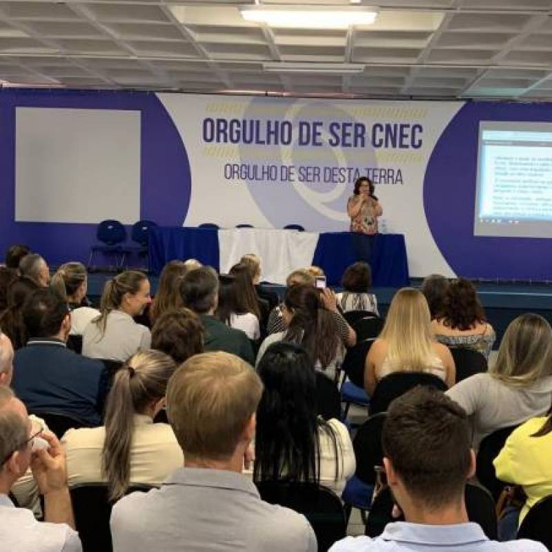 Capacitação sobre Coronavírus reúne profissionais da saúde, em Santo Ângelo