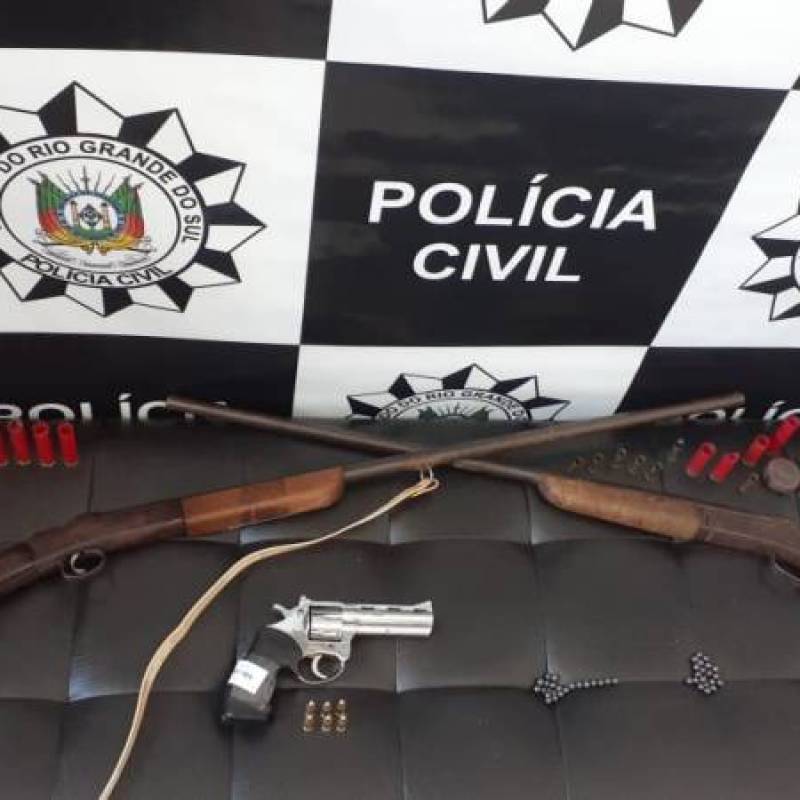 Operação aprende arma de fogo, munições e rede de pesca, em Roque Gonzales